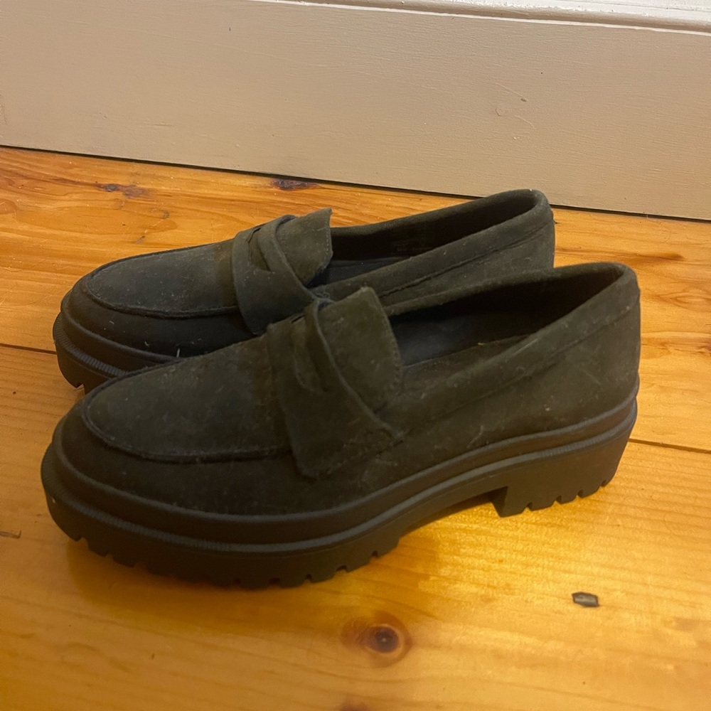 NWOT Patina by Portland Leather Women’s Suede Loafers - Olive Green